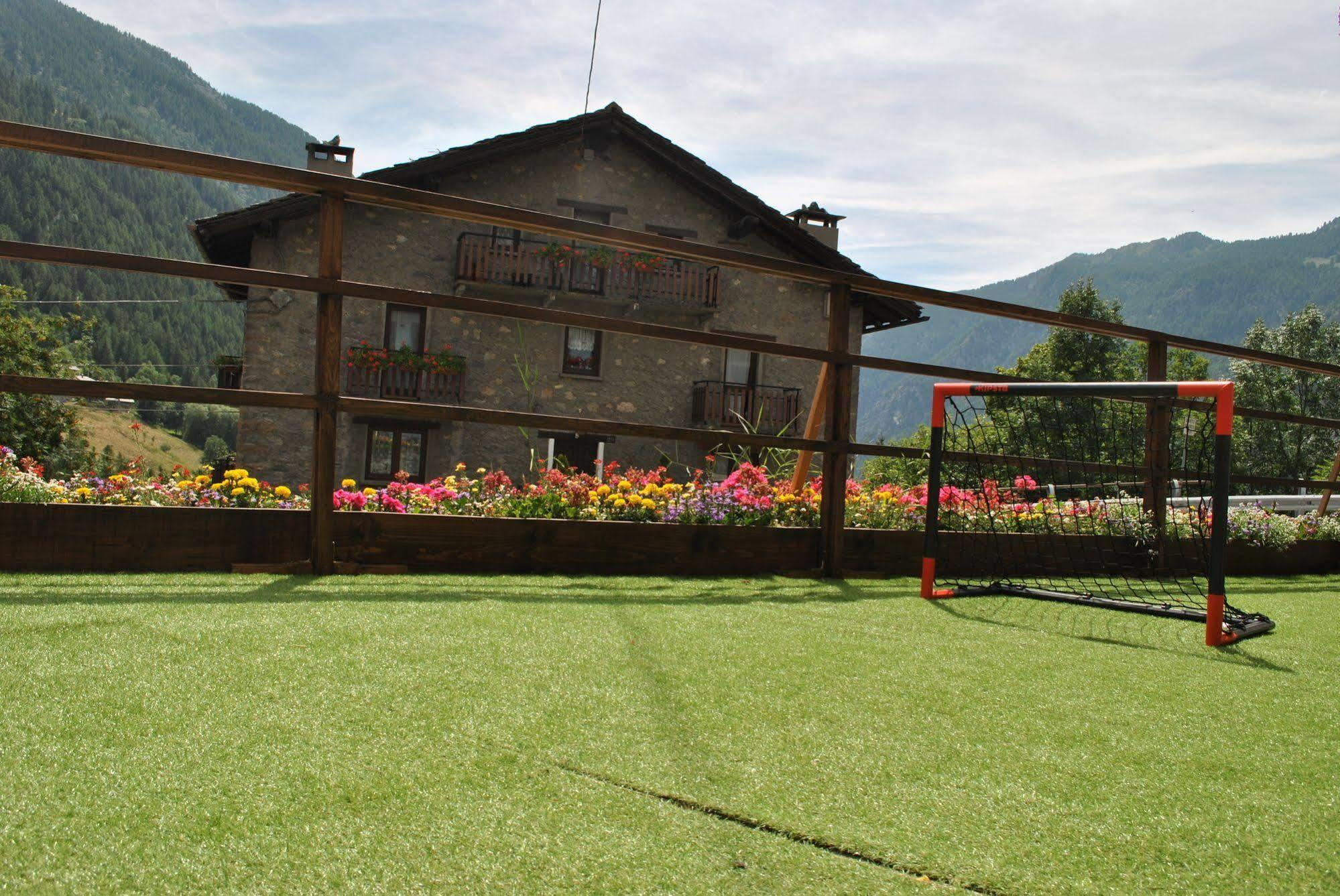 Hotell Millefiori- Alpine Event Lodge فالتورنيتش المظهر الخارجي الصورة