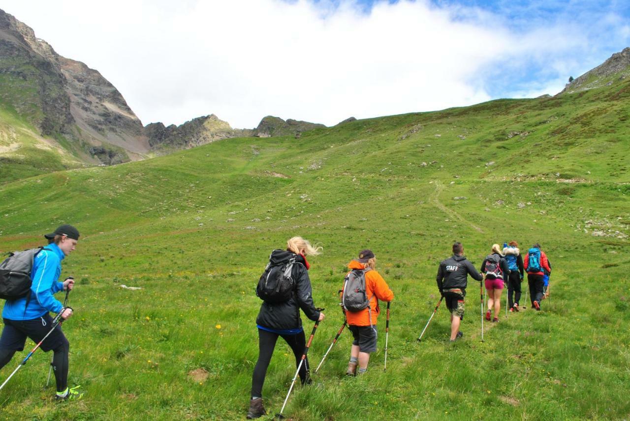 Hotell Millefiori- Alpine Event Lodge فالتورنيتش المظهر الخارجي الصورة